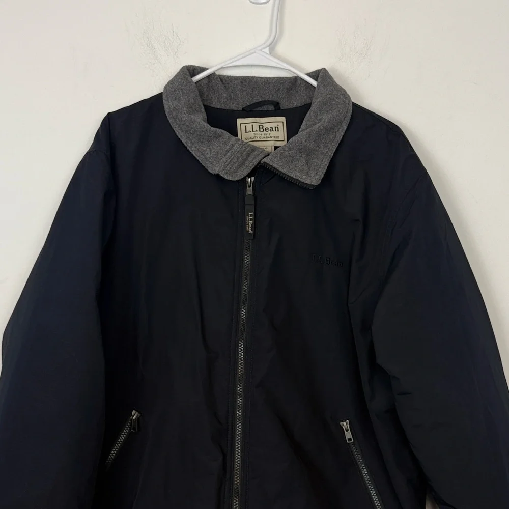 LL Bean Men’s Fleece Lined Warm-Up Jacket. Navy Blue. Size Large Regular.